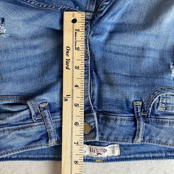 Hollister Jeans Womens Distressed Low Rise Medium Wash Denim Blue Size 24x33 - Picture 3 of 12